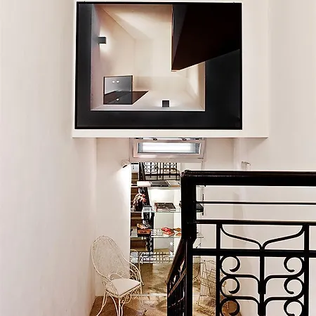 Mua Boutique Bologna