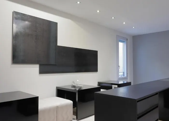 Mua Boutique לינה וארוחת בוקר בולוניה